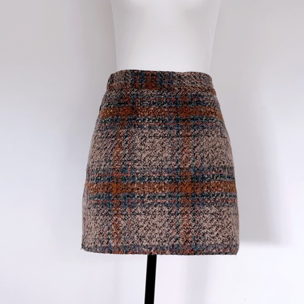 Plaid Wool Tweed Mini Skirt – High-Waist Skirt with Lining. 99% new condition!